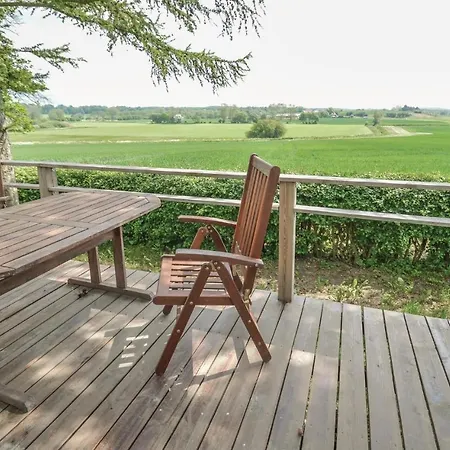 Dom wakacyjny Stubbekobing With Fireplace Ii Vejringe